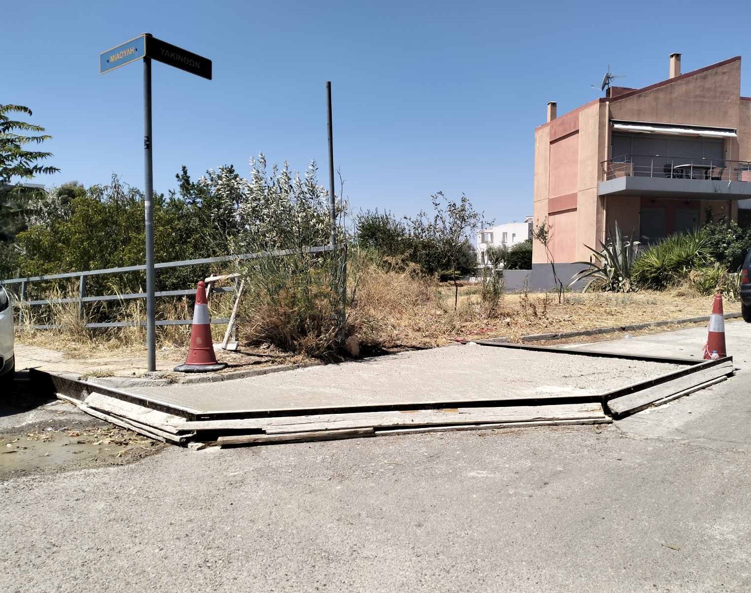 Προχωρά η διάνοιξη της οδού Υακίνθων στη Λυκόβρυση, διασφαλίζεται ότι θα παραμείνει ήπιας κυκλοφορίας 