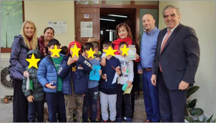 Μια ξεχωριστή επίσκεψη αγάπης και επικοινωνίας: Οι μαθητές του 3ου Δημοτικού Σχολείου Πεύκης στα ΚΑΠΗ