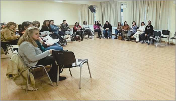 Ολοκληρώθηκε με επιτυχία ο κύκλος βιωματικών εργαστηρίων ενδυνάμωσης εκπαιδευτικών Α/βάθμιας Εκπαίδευσης στον Δήμο Λυκόβρυσης - Πεύκης