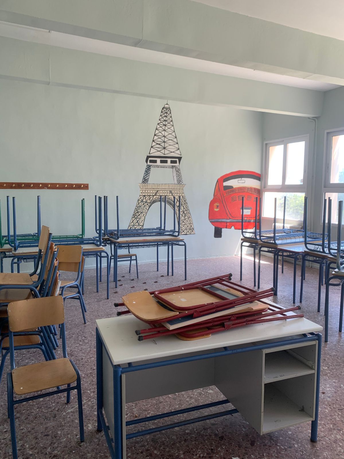 Το 1ο Γυμνάσιο Πεύκης γίνεται ξανά καινούργιο!  