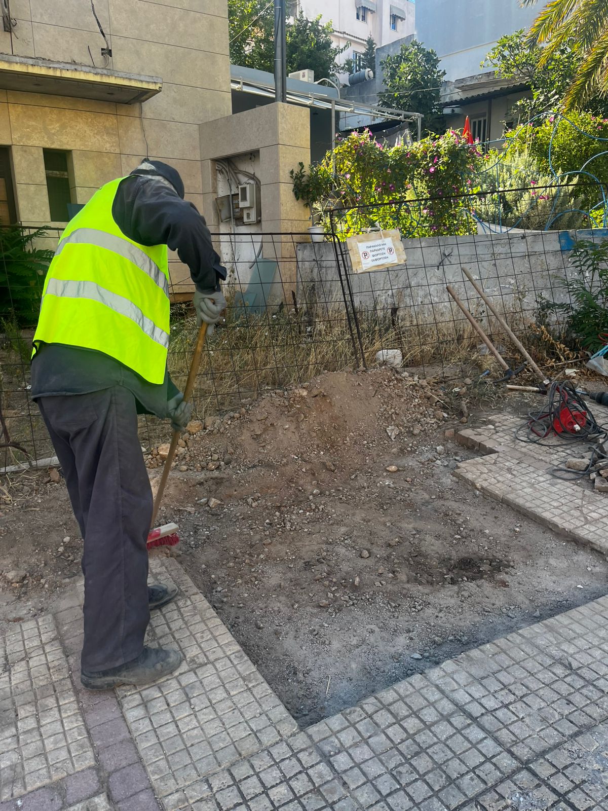 Εργασίες δομικών του Δήμου Λυκόβρυσης-Πεύκης