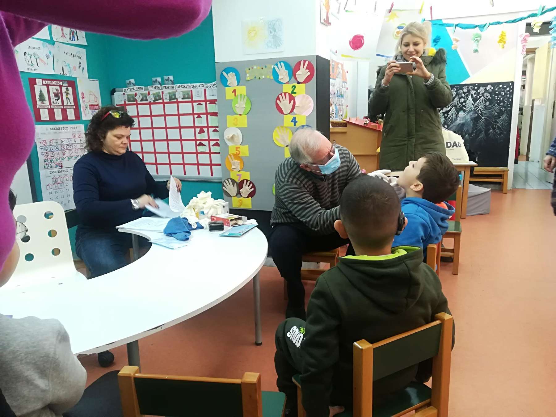 Προληπτικός οδοντιατρικός έλεγχος στο Ειδικό Σχολείο Κωφών και Βαρήκοων του Δήμου Λυκόβρυσης- Πεύκης