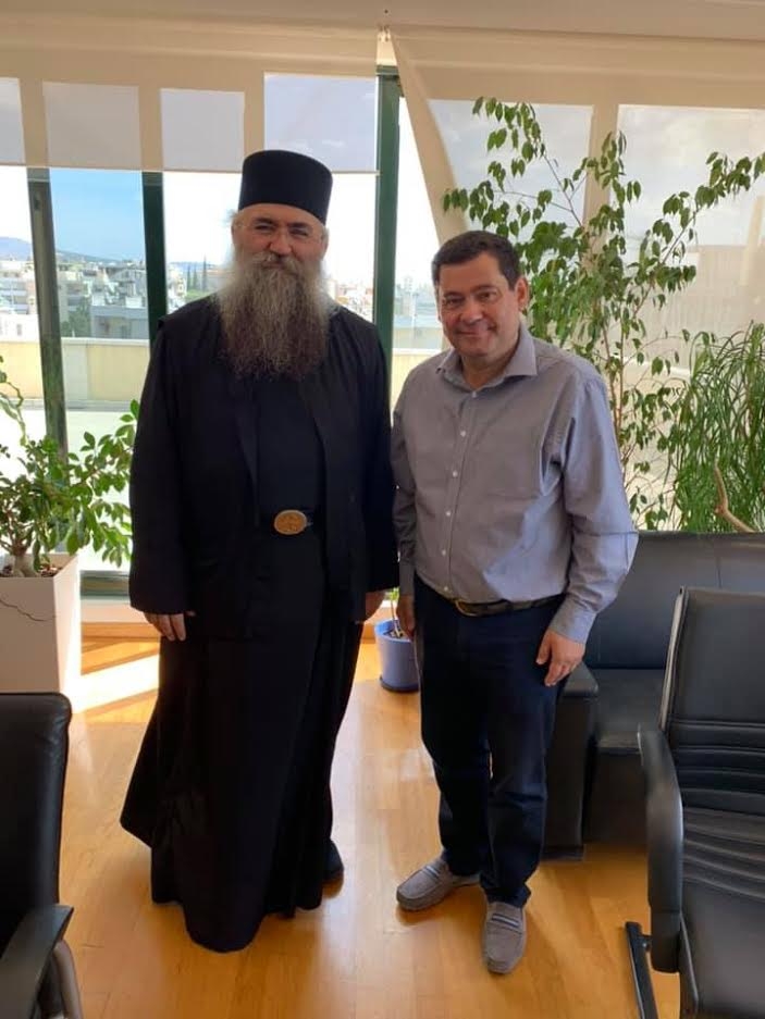 Τον Ηγούμενο της Μονής Εσφιγμένου υποδέχθηκε ο Δήμαρχος