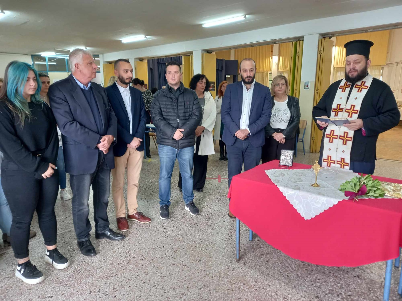 Τα εγκαίνια της έκθεσης δημιουργιών δημοτών και κατοίκων τέλεσε ο δήμαρχος Λυκόβρυσης – Πεύκης Μάριος Ψυχάλης